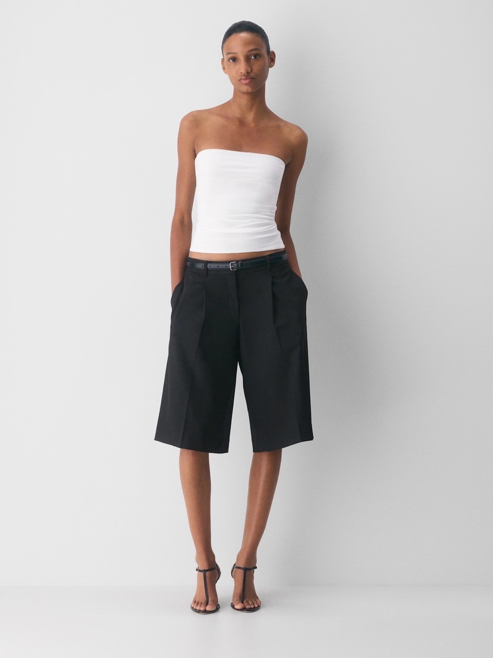 Aritzia Casual Contour Hi-Hip Tube Top